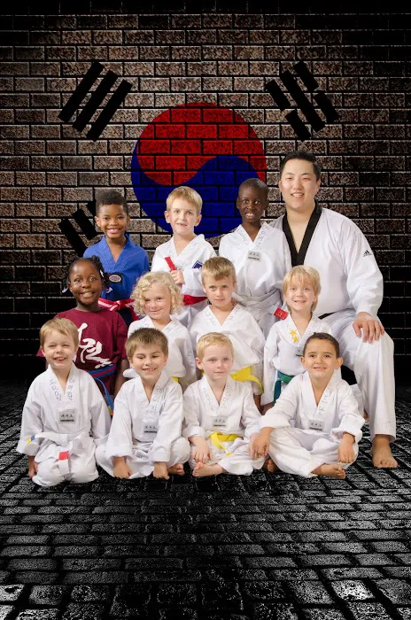 Master Kim's World Champion Taekwondo Picture 10