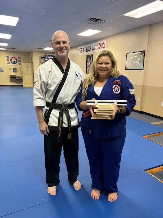 Dong's Martial Arts School Picture 6