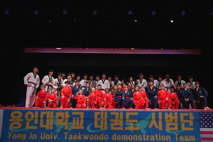 Lee's White Tiger Picture 6