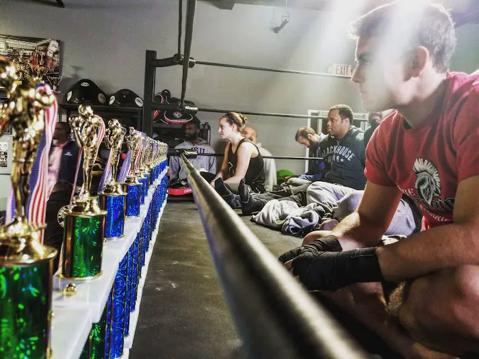 Eight Points Muay Thai Picture 4