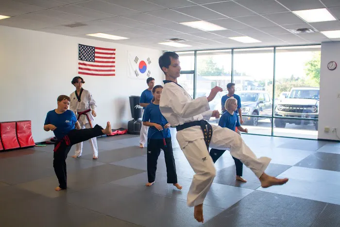 Apex Taekwondo Center Picture 2