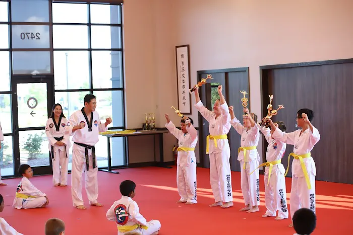 Master Yoo's Carmel Taekwondo & Martial Arts Picture 6