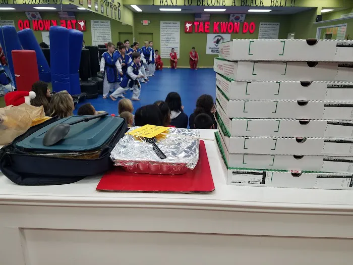 Grandmaster Lee's TaekwonDo Picture 3