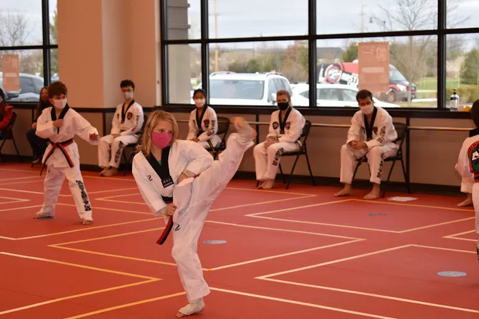 Master Yoo's World Class Tae Kwon Do Picture 2
