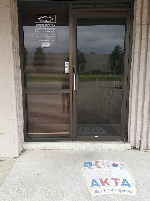 Choon Lee's Academy-Tae Kwon Picture 7