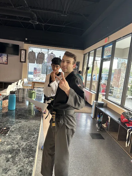 Jeong's Taekwondo Martial Arts Picture 9