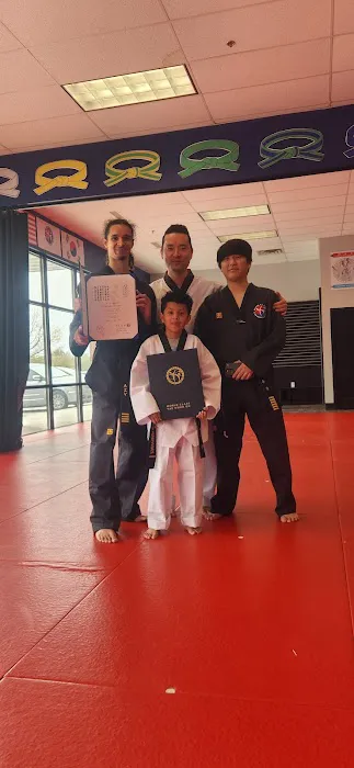 Master H C Kim's World Class Tae Kwon Do Center Picture 7