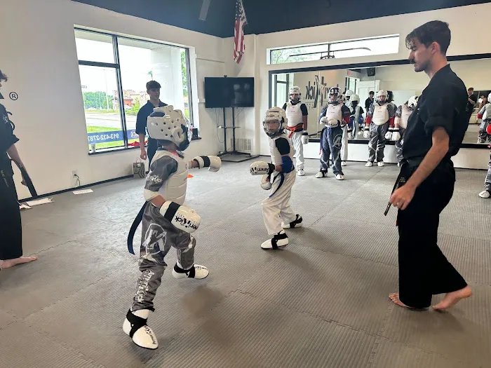 AmeriKick Martial Arts Lenexa Picture 3