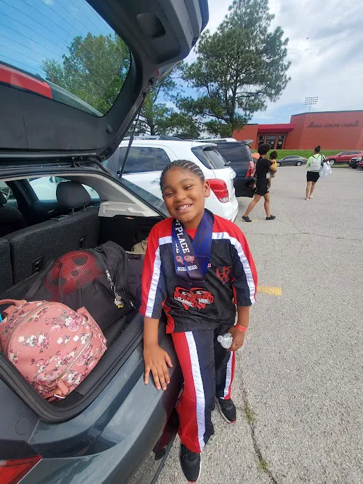 L K Wells Martial Arts & Fitness Picture 6