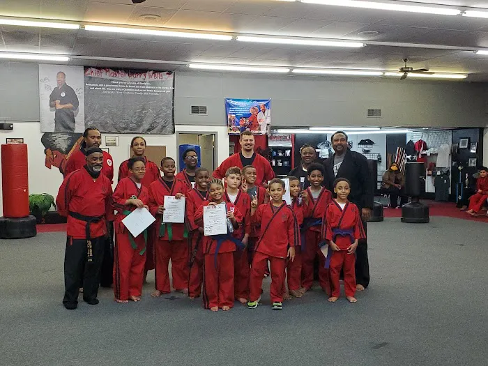 L K Wells Martial Arts & Fitness Picture 7