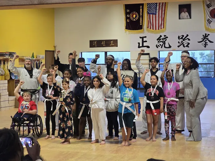 Grandmaster Kangs Taekwondo Picture 3