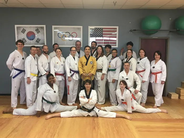 Golden Dragon Taekwondo Picture 2