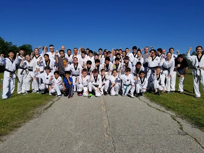 Golden Dragon Taekwondo Picture 10
