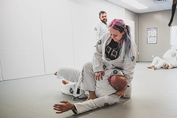 Gracie Jiu-Jitsu Council Bluffs Picture 5