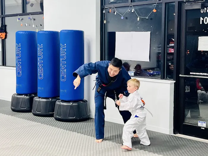 Master Lee's Taekwondo - Omaha Picture 7