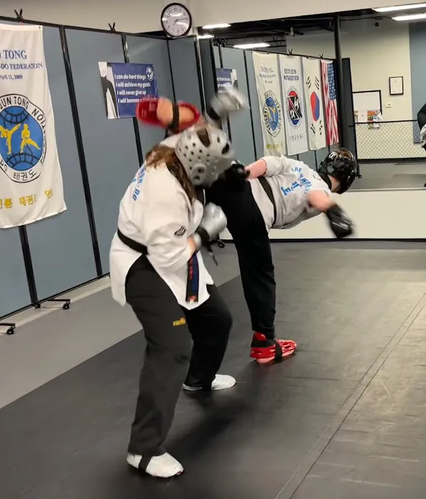 Omaha Blue Waves Martial Arts Picture 6