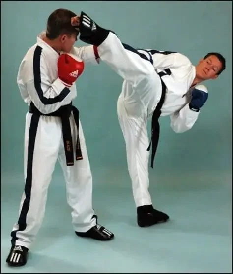 How to Execute a Double Kick Combination in Sparring