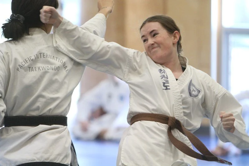 How to Execute a Back Fist Strike (Dung Joomuk Chigi) with Speed