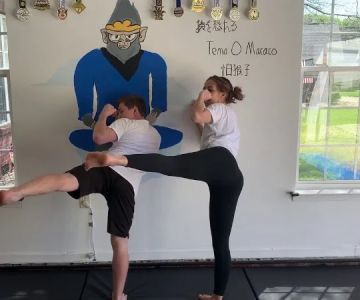 How to Practice Tae Kwon Do at Home Without a Partner