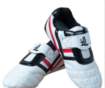 How to Choose the Right Footwear for Tae Kwon Do Training - Jeuns TKD Hub