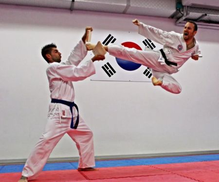 How to Train for Tae Kwon Do When You’re Short on Time