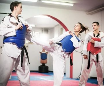 How to Train for Tae Kwon Do While Managing Other Responsibilities