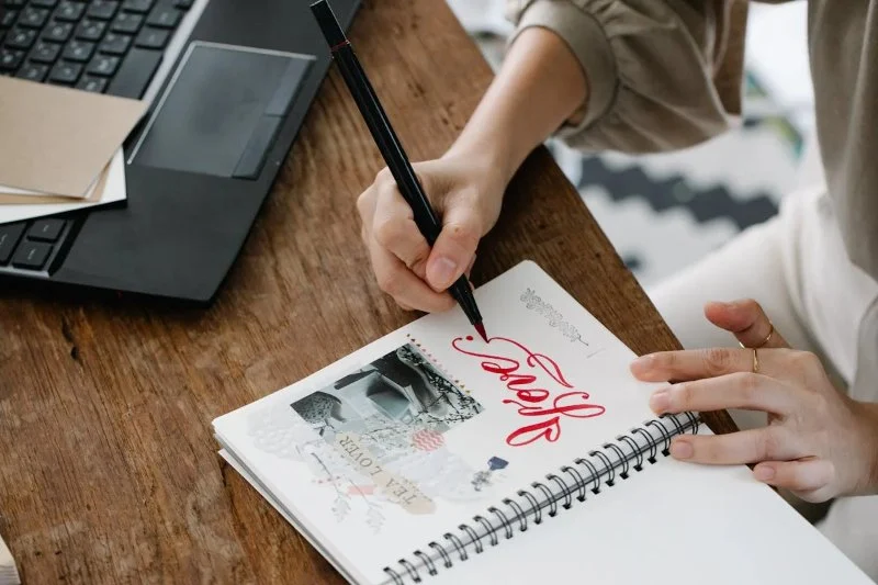The Psychological Benefits of Gratitude Journaling for Training