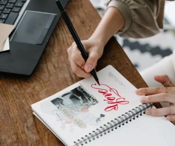 The Psychological Benefits of Gratitude Journaling for Training